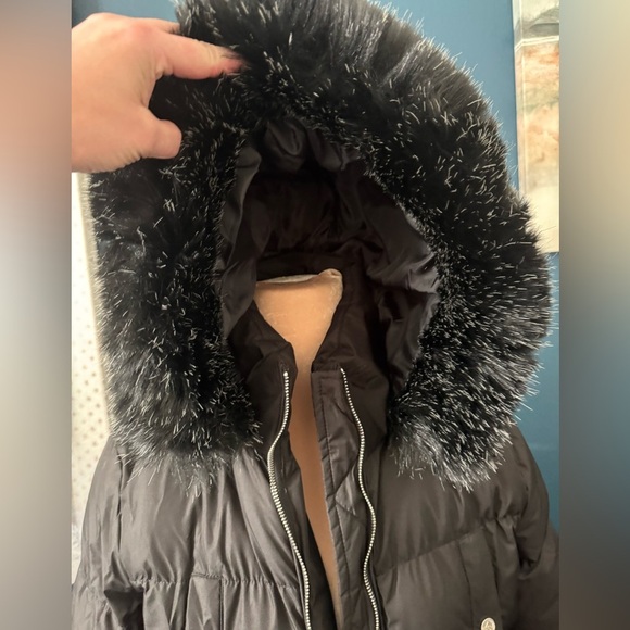 Saints and Sinners Puffer Coat With faux fur trimmed hood - Picture 2 of 7